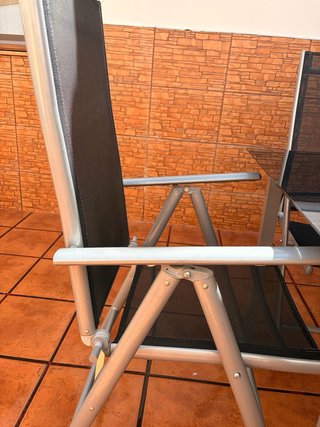 Mesa y 4 Sillas de Jardín CASARIA Plegables