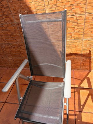 Mesa y 4 Sillas de Jardín CASARIA Plegables