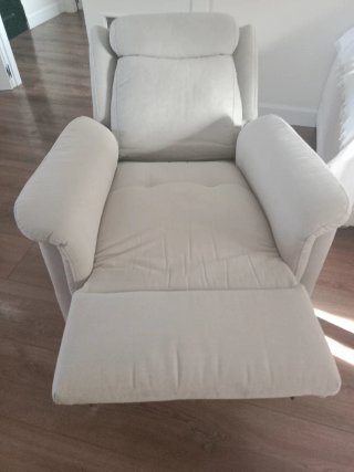 Sillón relax beige tela