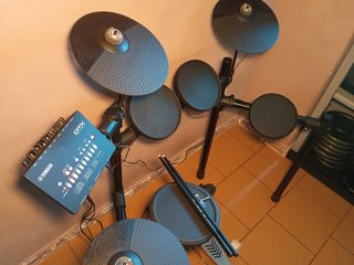 Batería Electrónica Yamaha DTX452K