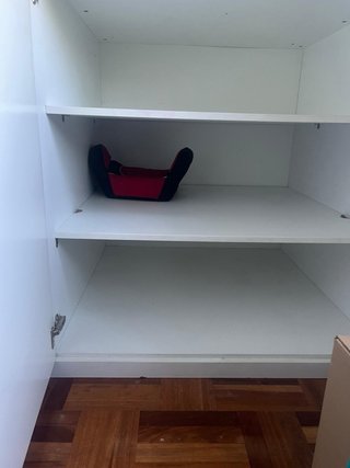 Litera infantil con armarios y escritorio