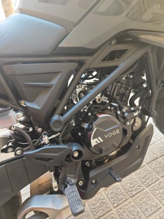 VOGE 125R Negra