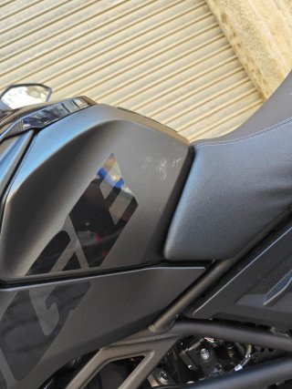 VOGE 125R Negra