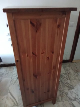 Cassettiera in legno