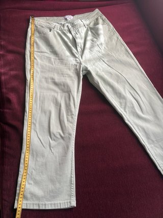 Pantalón vaquero ancho verde
