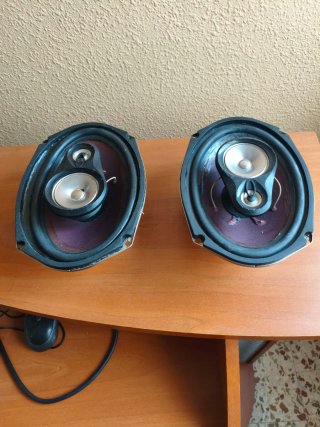 Altavoces 6x9  Negros y Morados