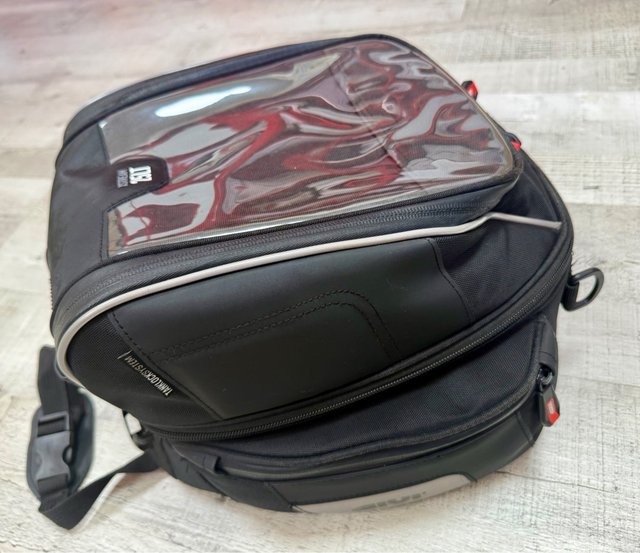 Bolsa GIVI Tanklock 25L (poco uso) modelo XS306
