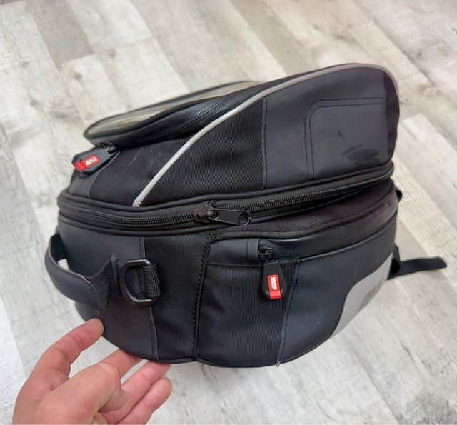 Bolsa GIVI Tanklock 25L (poco uso) modelo XS306