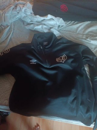 Chaqueta chándal Umbro negra