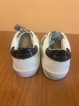 Golden Goose Sneakers Blancas con Estrella Negra