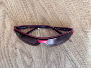 Gafas de sol Ray-Ban niño/a rosa y morado