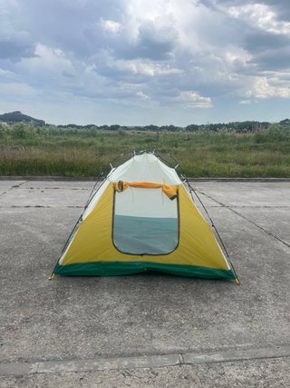 Tienda de campaña 4 personas -Trekking DT-180