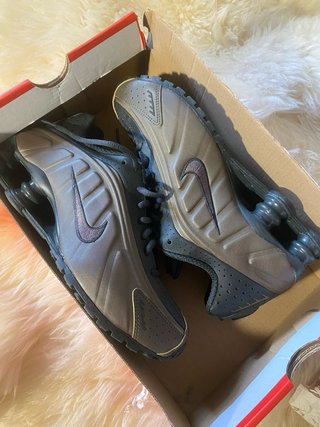 Nike Shox R4 Ironstone, talla 38
