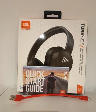JBL Tune 720 BT