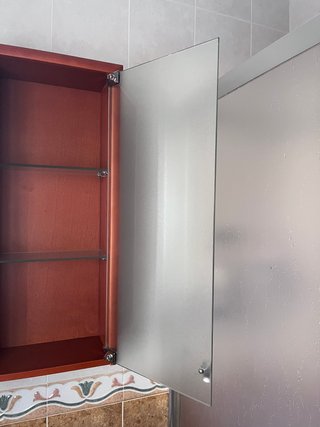 Mueble de baño madera y cristal