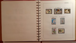 Álbum Sellos ESPAÑA - EDIFIL Completo    1976-81
