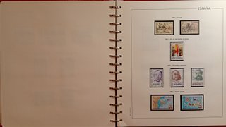 Álbum Sellos ESPAÑA - EDIFIL Completo    1976-81