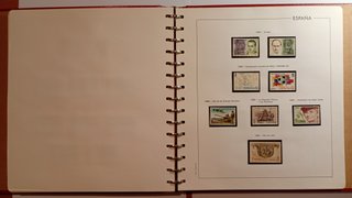 Álbum Sellos ESPAÑA - EDIFIL Completo    1976-81