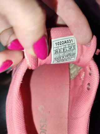 Zapatillas deportivas rosas