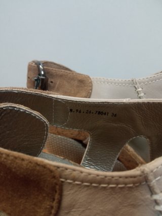 Sandalias cuña Paco Rodriguez beige