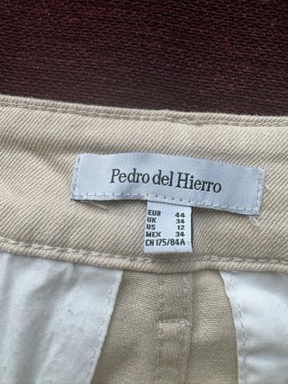 Pantalón vaquero beige ancho