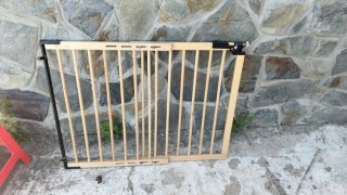 Barrera de seguridad infantil de madera