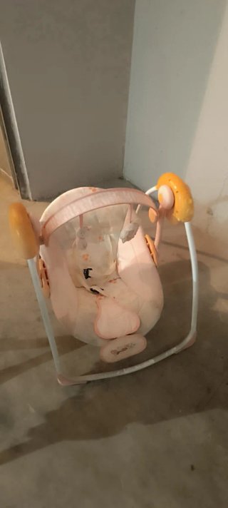 Mecedora para bebé eléctrica con varias posiciones