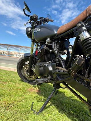 Honda CB250 Seven Fifty Cafe Racer Negra