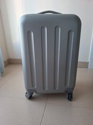 Maleta de cabina gris