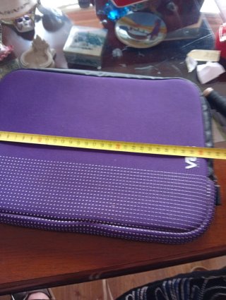 Funda Vax morada para tablet o portátil
