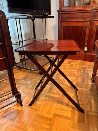 Mesitas auxiliares plegables de madera