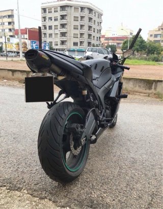 Kawasaki Ninja ZX6R Negra