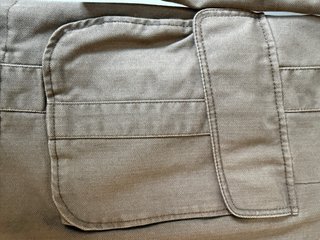 Chaqueta informal hombre corte ancho. caqui