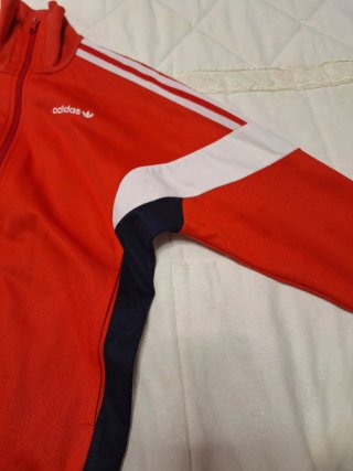 Chaqueta Adidas Roja y Blanca