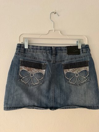 Falda vaquera con lentejuelas