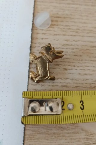 Pin Perro Scottie Dorado 1980