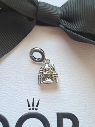 Charm Castello  Disney