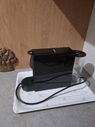Cafetera Nespresso Krups Negra