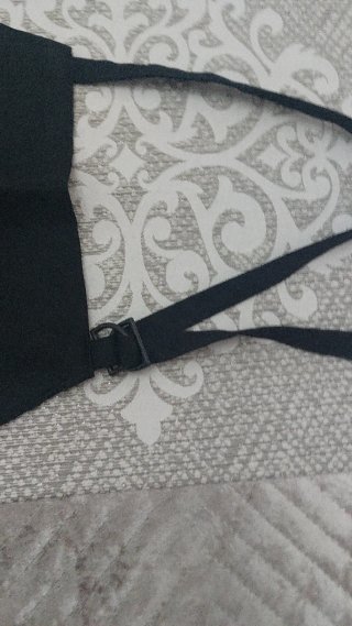 Delantal con peto negro