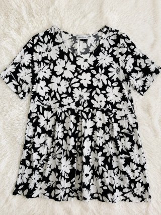 Vestido Ana field estampado floral blanco y negro