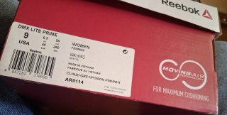 Zapatillas Reebok grises y rosas