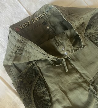 Falda Desigual Verde Militar Talla 36