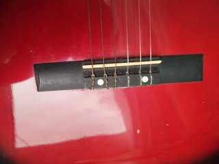 Guitarra Clásica Roja