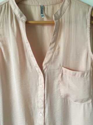Blusa Stradivarius rosa M sin mangas