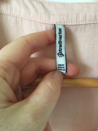 Blusa Stradivarius rosa M sin mangas