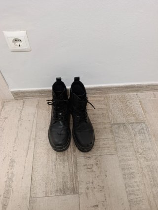 Botas negras de vestir