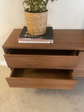 Mueble TV madera maciza nogal
