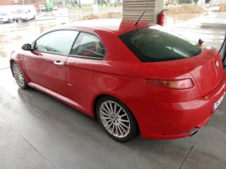 Alfa Romeo GT 2004