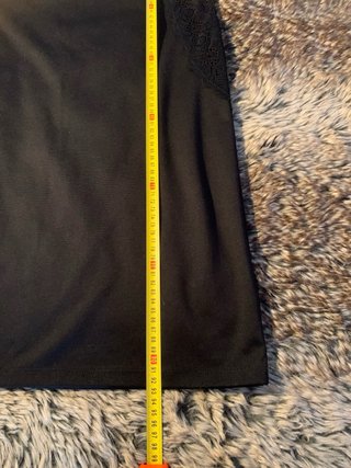 Vestido negro H&M con encaje