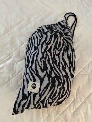 Mochila ergonómica Little Frog cebra